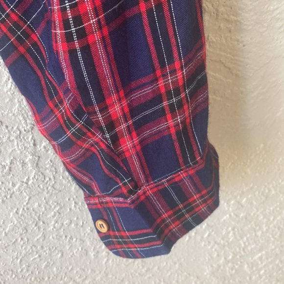 Plaid Crop Long Sleeve Top - Picture 3 of 5